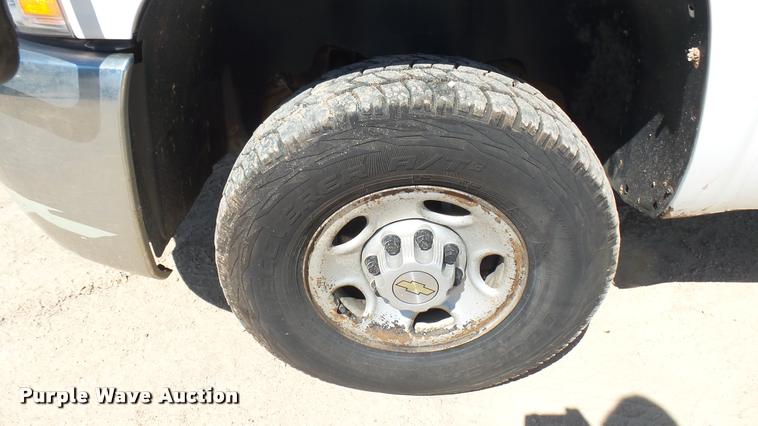 image for item DA7992 2008 Chevrolet Silverado 2500 Ext. Cab pickup truck