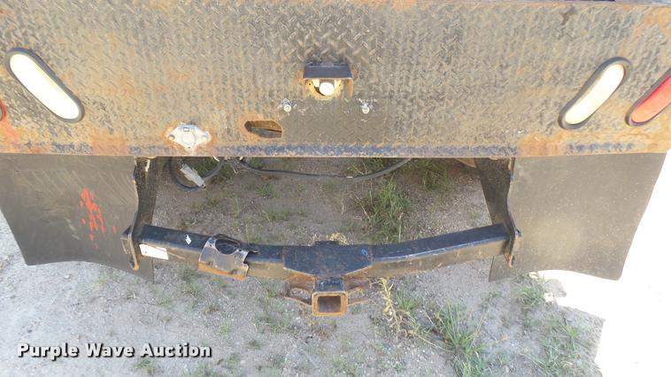 image for item DA7994 2006 Ford F250 Super Duty SuperCab flatbed pickup truck