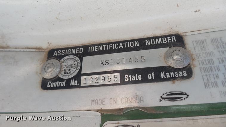 image for item DA7996 2002 Sterling flatbed truck