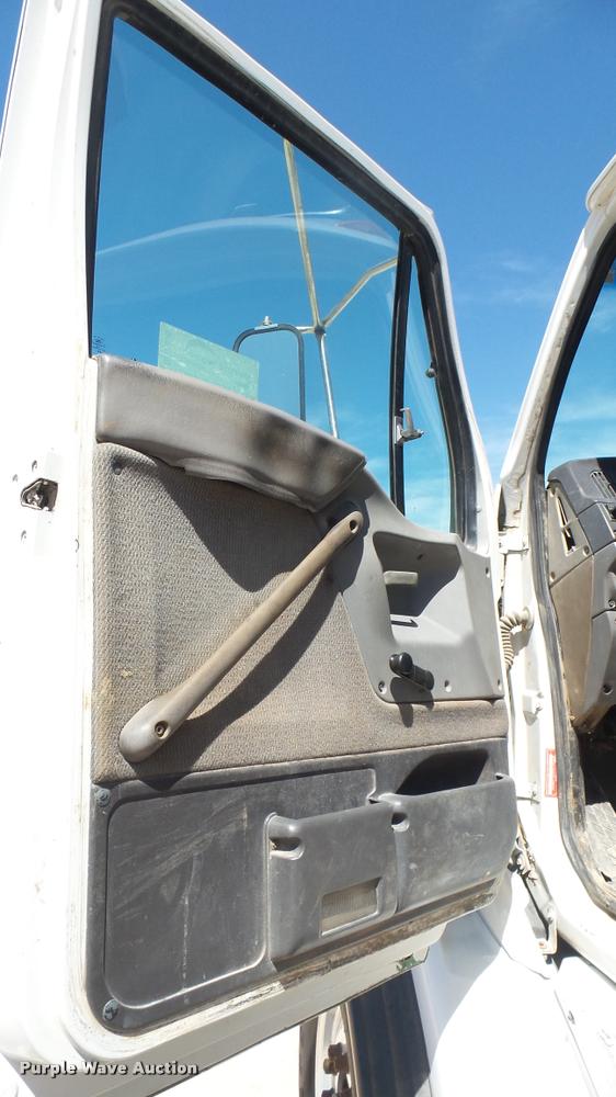 image for item DA7996 2002 Sterling flatbed truck