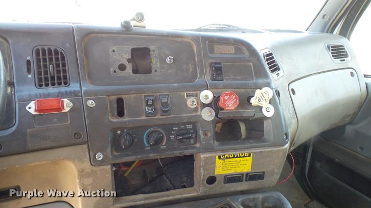 image for item DA7996 2002 Sterling flatbed truck