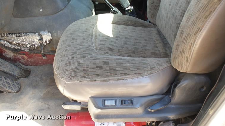 image for item DA7996 2002 Sterling flatbed truck