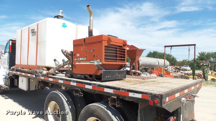 image for item DA7996 2002 Sterling flatbed truck