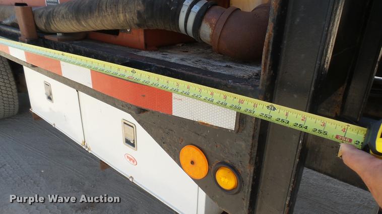 image for item DA7996 2002 Sterling flatbed truck