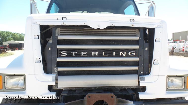 image for item DA7996 2002 Sterling flatbed truck