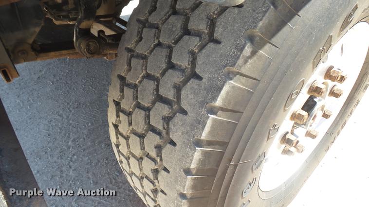 image for item DA7996 2002 Sterling flatbed truck