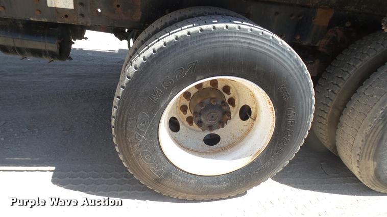 image for item DA7996 2002 Sterling flatbed truck