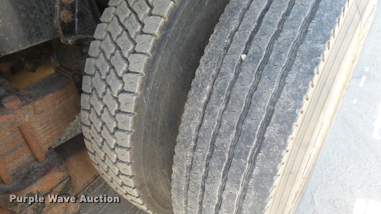 image for item DA7996 2002 Sterling flatbed truck