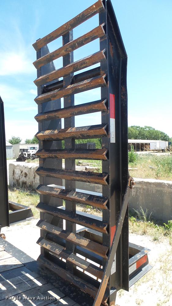 image for item DA7997 2014 Kaufman equipment trailer