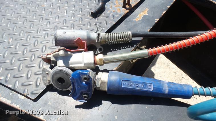 image for item DA7997 2014 Kaufman equipment trailer