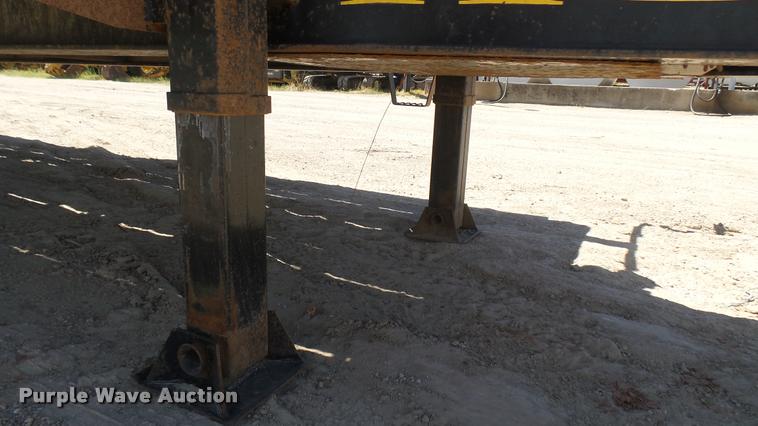 image for item DA7997 2014 Kaufman equipment trailer