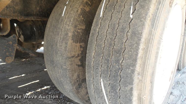 image for item DA7997 2014 Kaufman equipment trailer