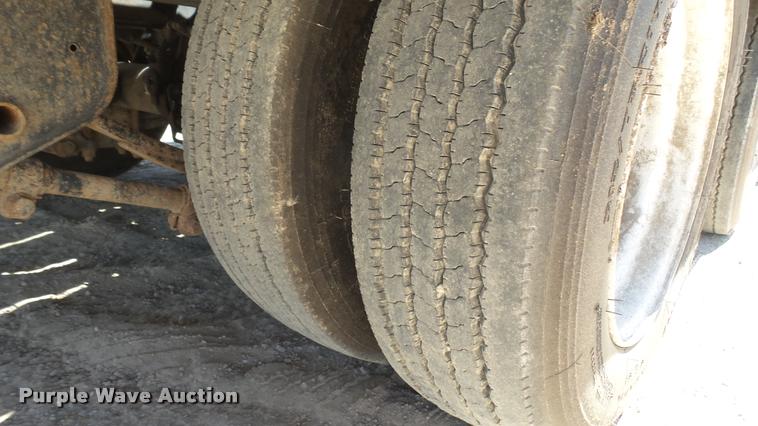 image for item DA7997 2014 Kaufman equipment trailer