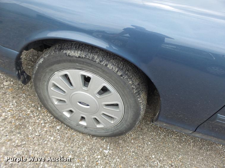 image for item DB1373 2011 Ford Crown Victoria Police Interceptor