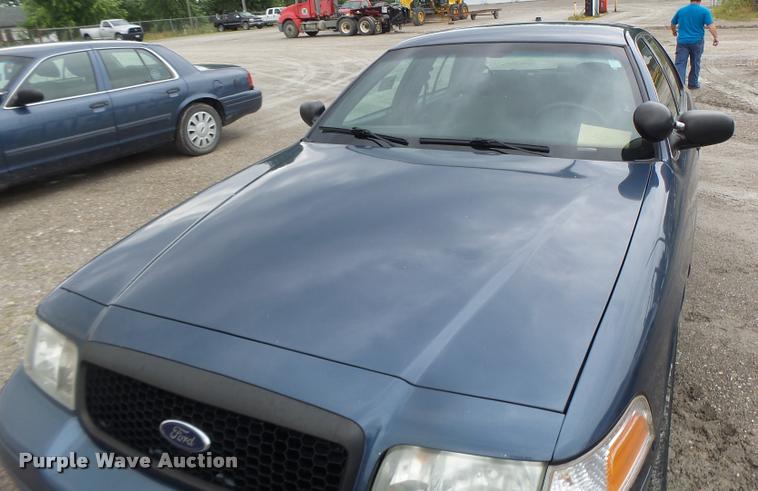 image for item DB1376 2011 Ford Crown Victoria Police Interceptor