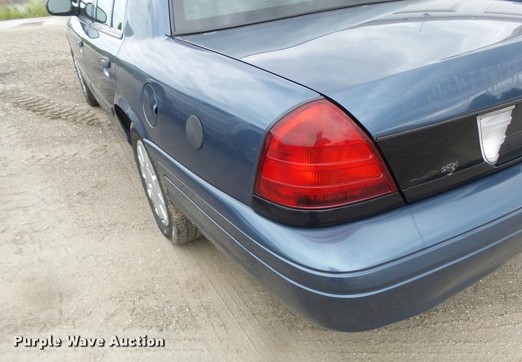 image for item DB1376 2011 Ford Crown Victoria Police Interceptor