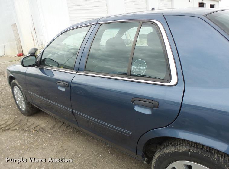 image for item DB1376 2011 Ford Crown Victoria Police Interceptor