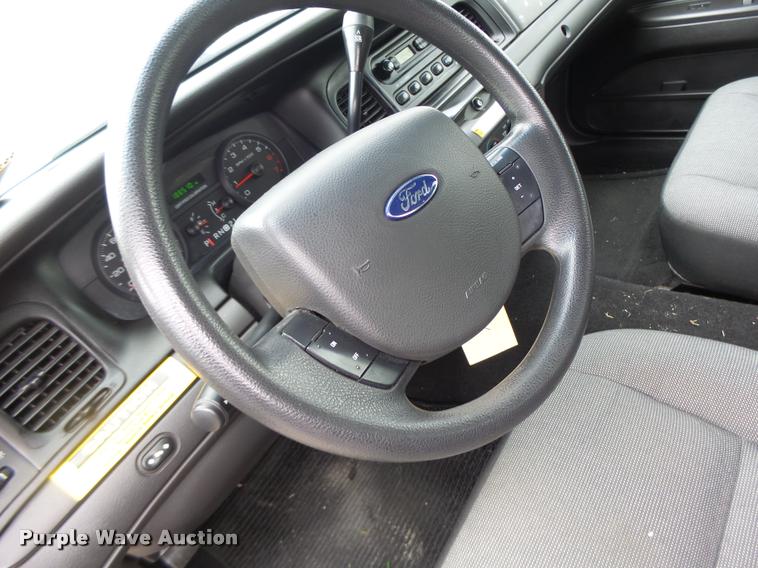 image for item DB1376 2011 Ford Crown Victoria Police Interceptor