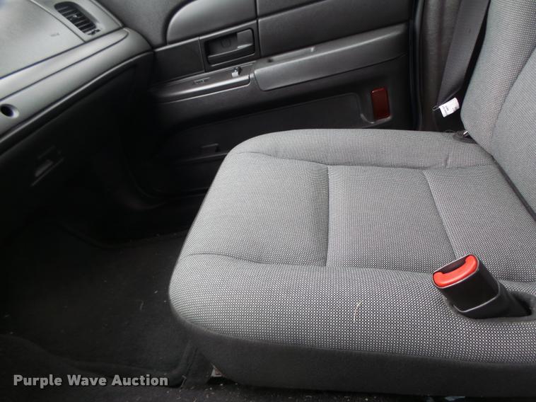 image for item DB1376 2011 Ford Crown Victoria Police Interceptor