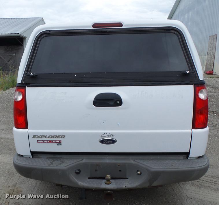 image for item DB1377 2002 Ford Explorer SUV