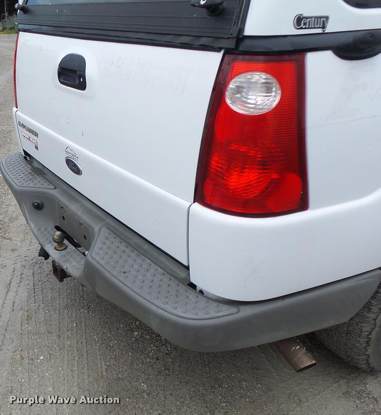 image for item DB1377 2002 Ford Explorer SUV