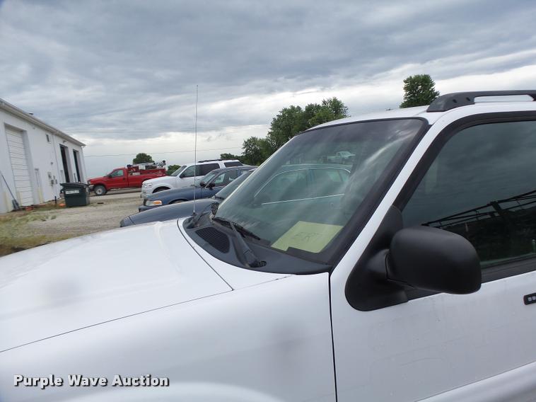 image for item DB1377 2002 Ford Explorer SUV