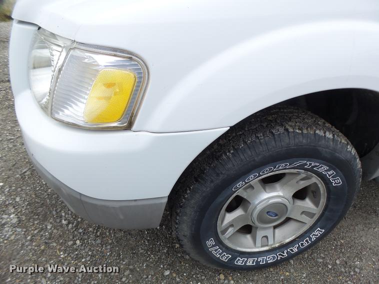 image for item DB1377 2002 Ford Explorer SUV