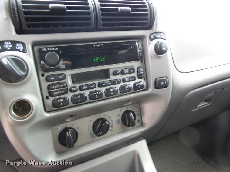 image for item DB1377 2002 Ford Explorer SUV