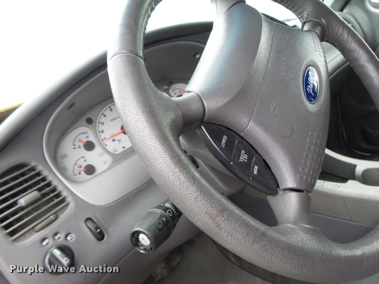 image for item DB1377 2002 Ford Explorer SUV