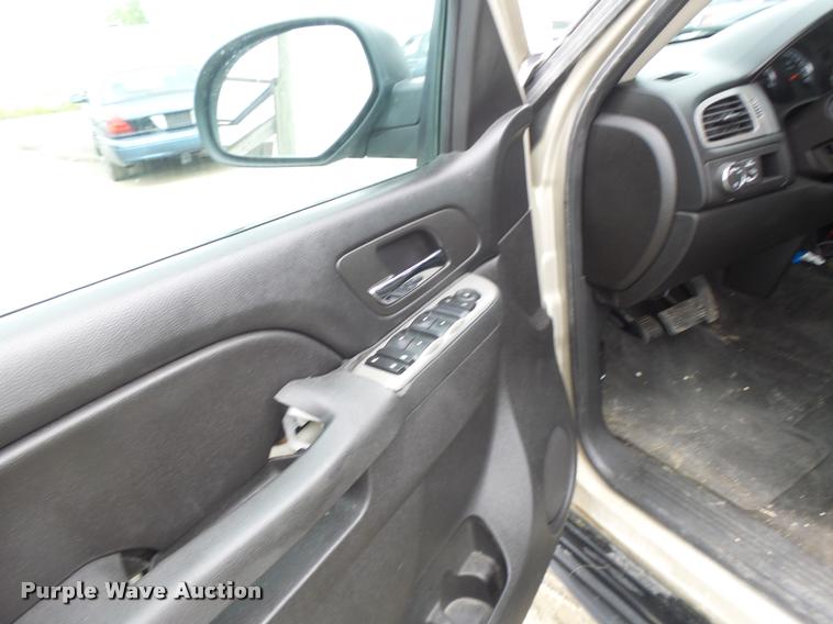 image for item DB1378 2013 Chevrolet Tahoe Police SUV