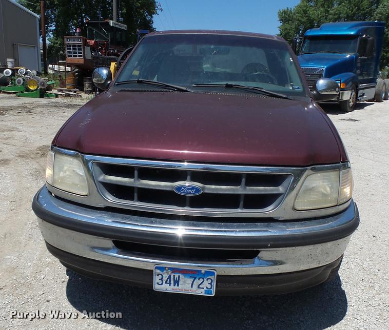 image for item DB1395 1997 Ford F250 SuperCab pickup truck