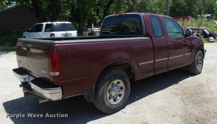 image for item DB1395 1997 Ford F250 SuperCab pickup truck