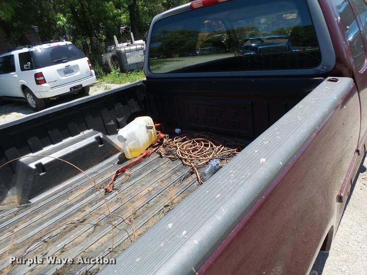 image for item DB1395 1997 Ford F250 SuperCab pickup truck