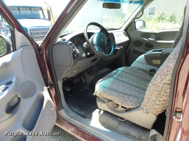 image for item DB1395 1997 Ford F250 SuperCab pickup truck