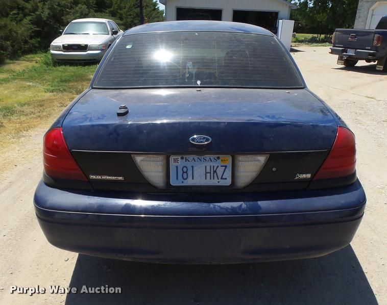 image for item DB2694 2010 Ford Crown Victoria Police Interceptor