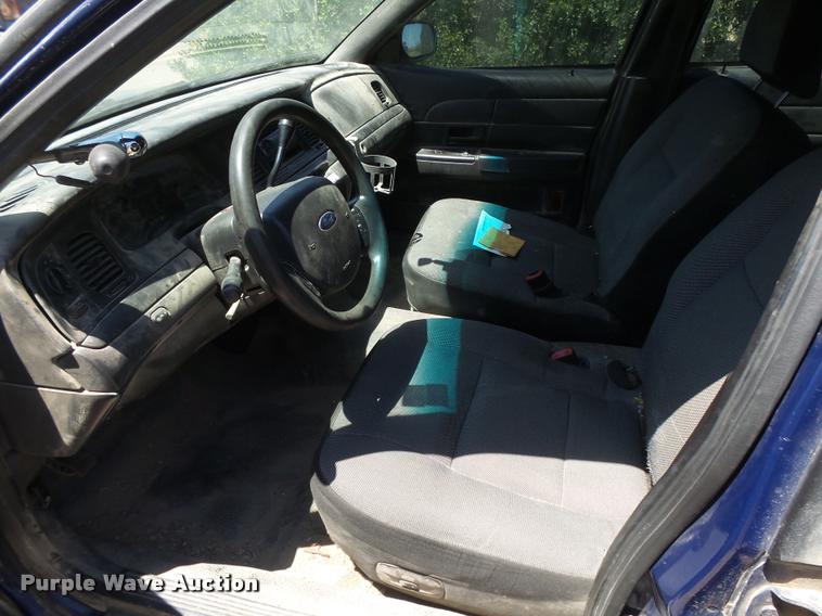 image for item DB2694 2010 Ford Crown Victoria Police Interceptor