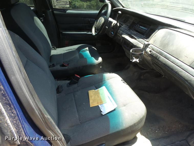 image for item DB2694 2010 Ford Crown Victoria Police Interceptor