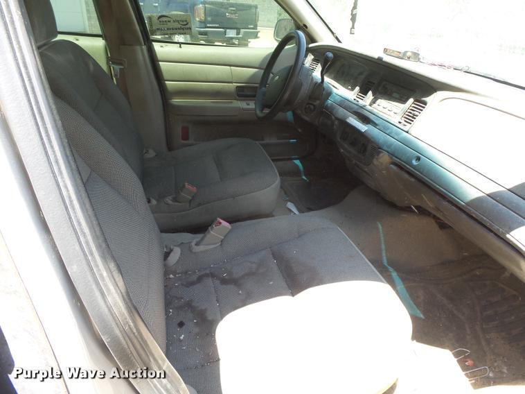 image for item DB2695 2007 Ford Crown Victoria Police Interceptor