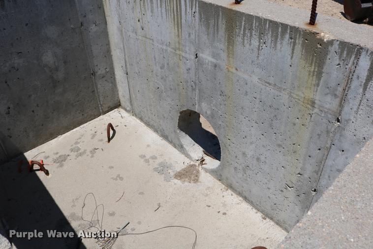 image for item DB9391 Storm drain