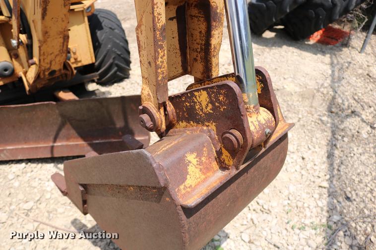 image for item DB9392 Case 360 trencher