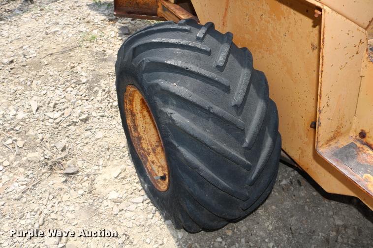 image for item DB9392 Case 360 trencher