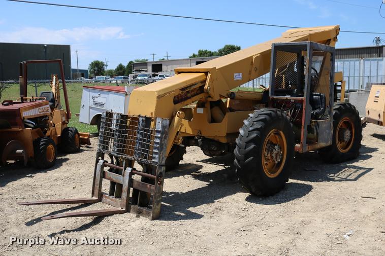 image for item DB9393 1974 Badger 544 telehandler