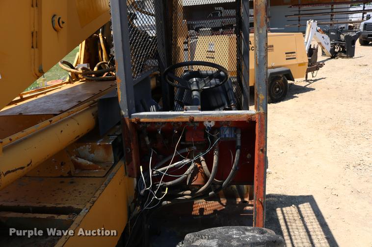 image for item DB9393 1974 Badger 544 telehandler