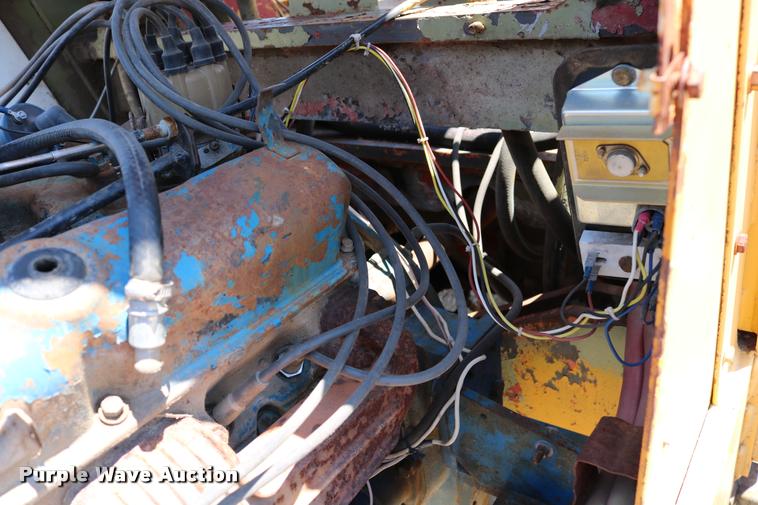 image for item DB9393 1974 Badger 544 telehandler