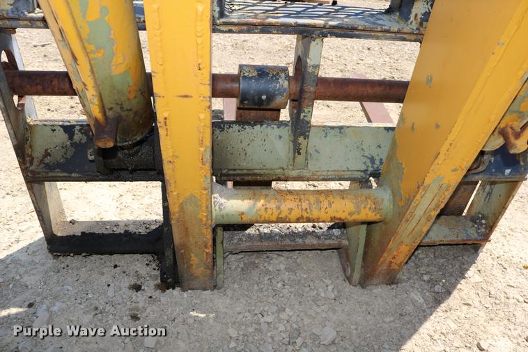 image for item DB9393 1974 Badger 544 telehandler