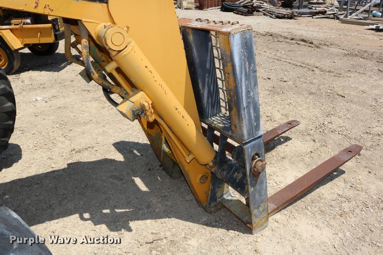 image for item DB9393 1974 Badger 544 telehandler