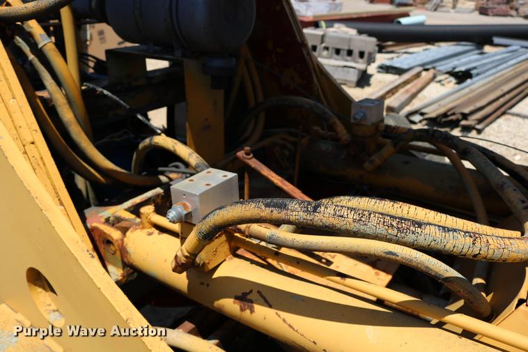 image for item DB9393 1974 Badger 544 telehandler