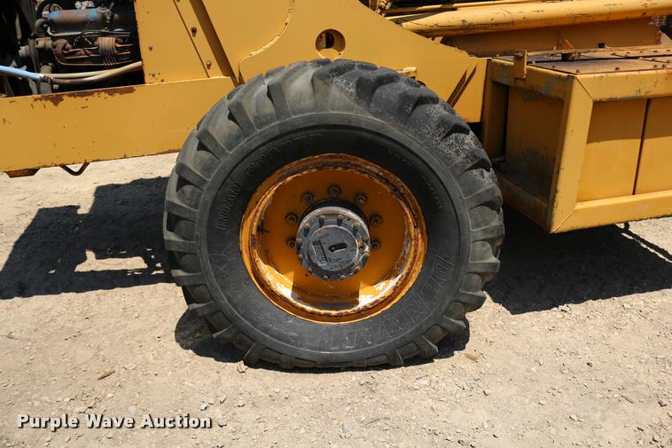 image for item DB9393 1974 Badger 544 telehandler