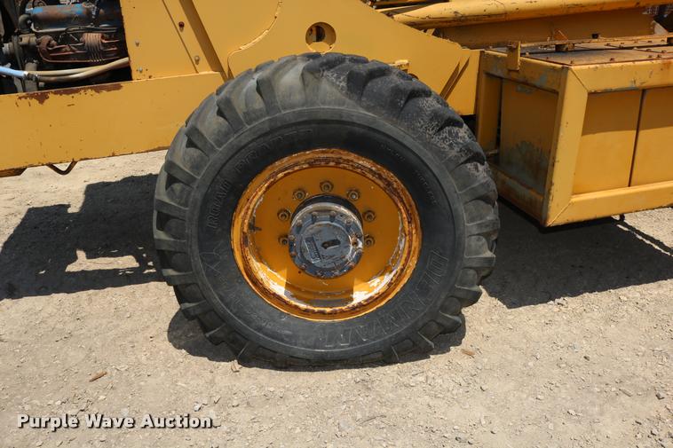 image for item DB9393 1974 Badger 544 telehandler