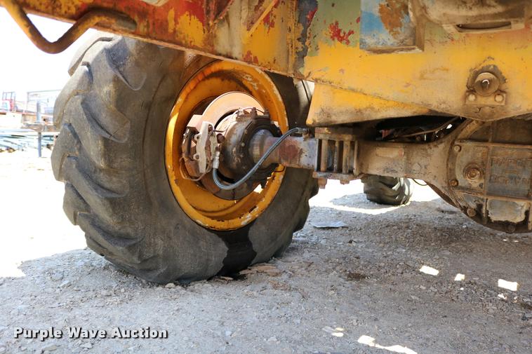 image for item DB9393 1974 Badger 544 telehandler